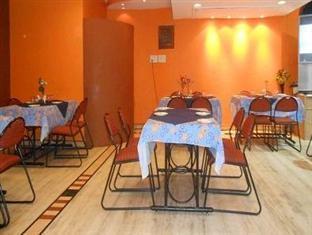 Hotel Celebration Kanpur Ngoại thất bức ảnh