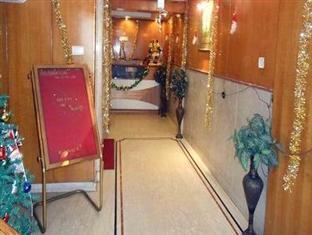 Hotel Celebration Kanpur Ngoại thất bức ảnh